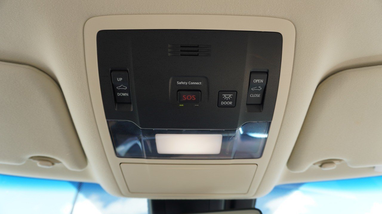 Used 2018 Beige Lexus RX 350 image 28