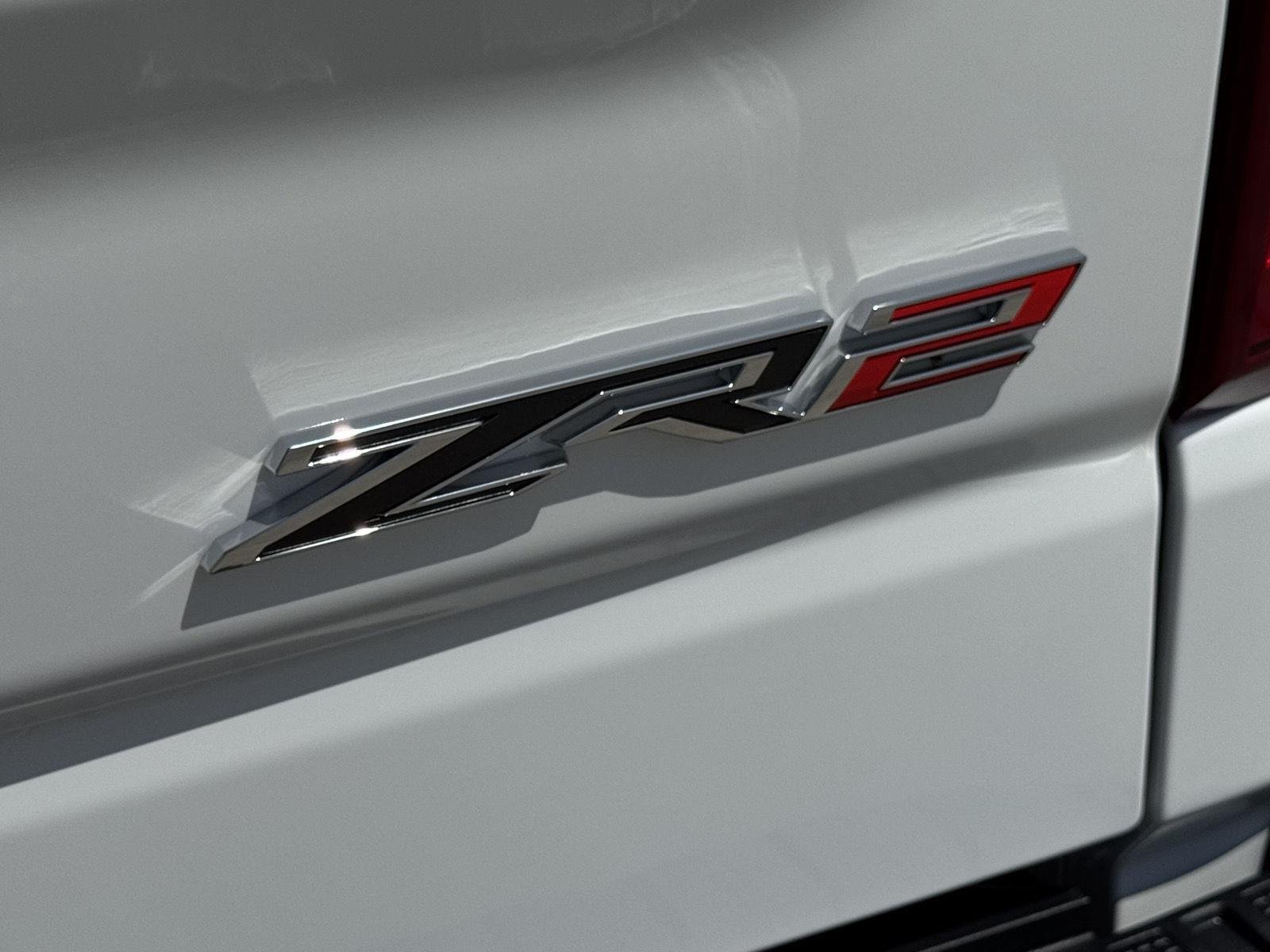 2026 Chevrolet Silverado 1500 ZR2 - Photo 52
