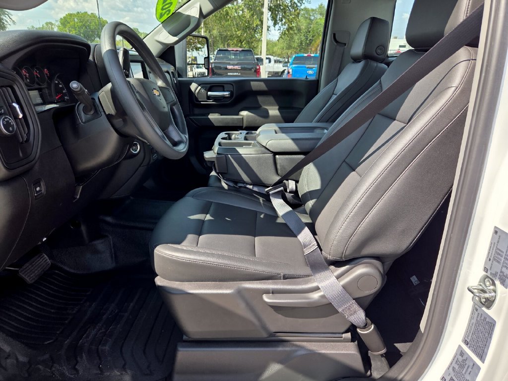 Used 2025 Summit White Chevrolet WT image 6