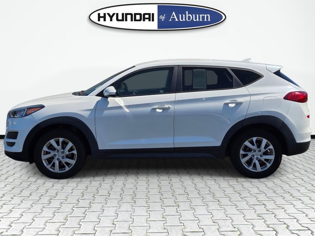 Used 2019 White Hyundai SE image 10