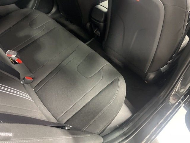Used 2025 Gray Hyundai SEL Sport image 24