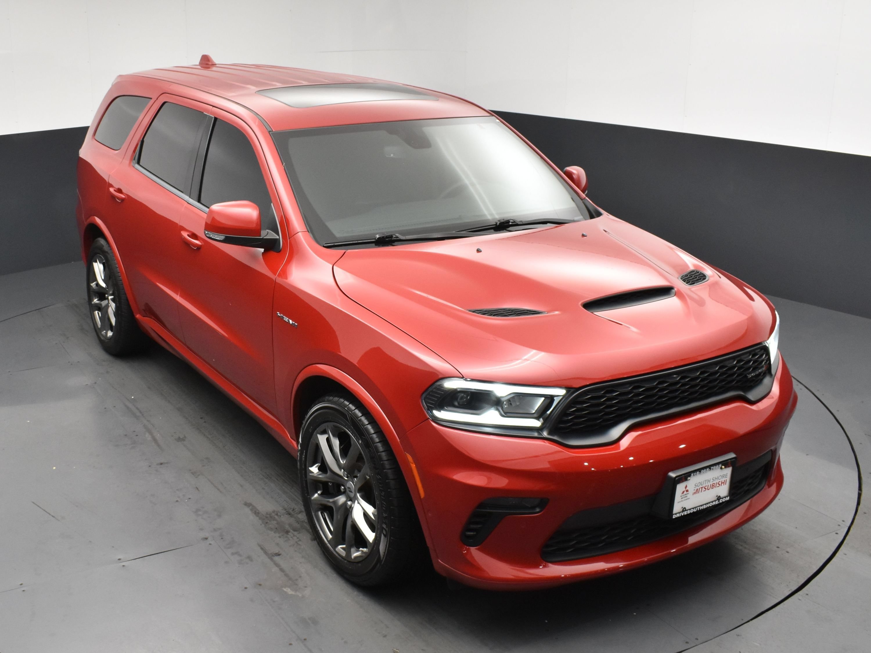 Used 2022 Redline 2 Coat Pearl Dodge R/T image 23