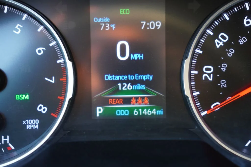 Used 2021 Midnight Black Metallic Toyota XLE image 7