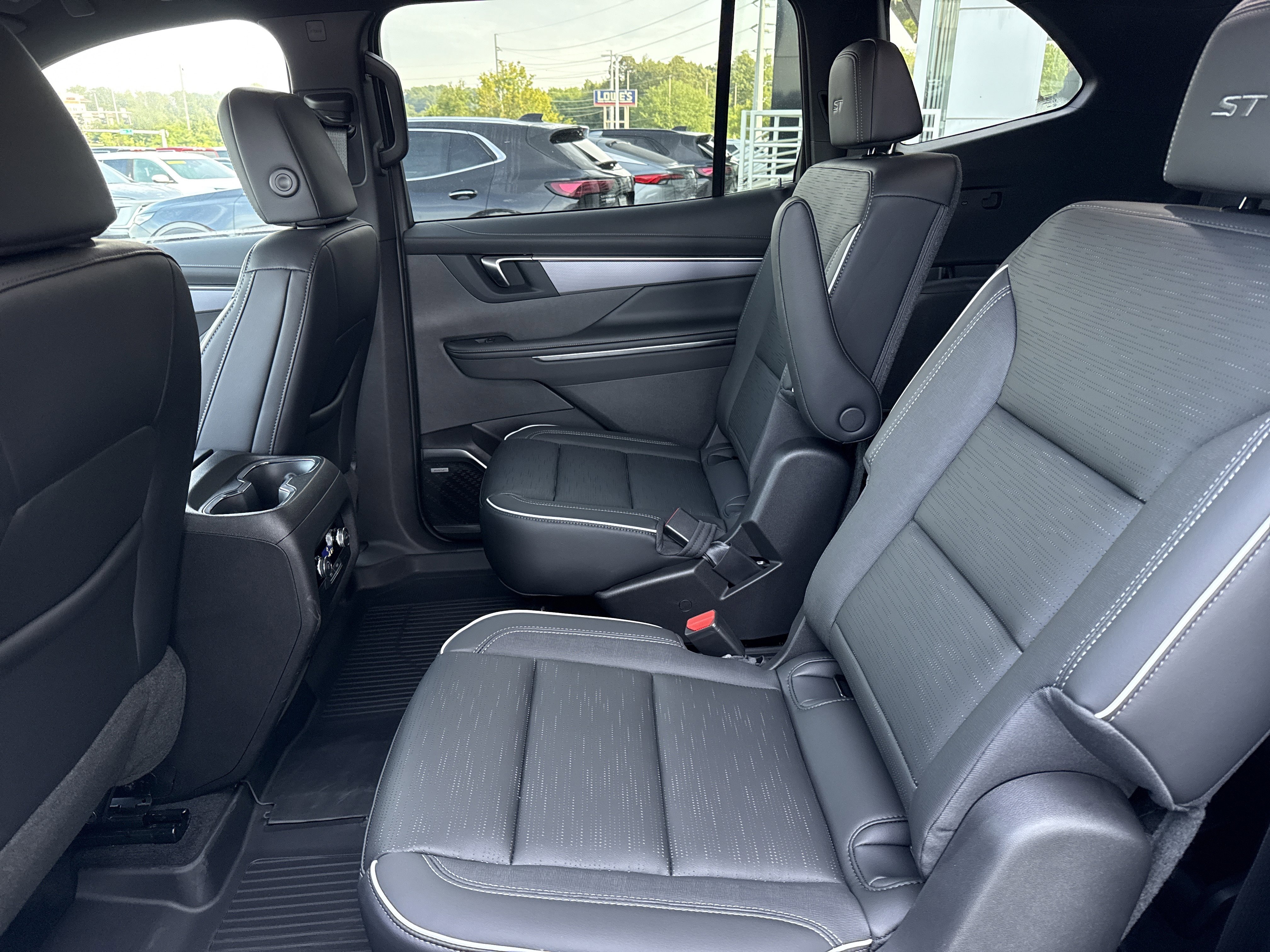 2026 Buick Enclave Sport Touring - Photo 6