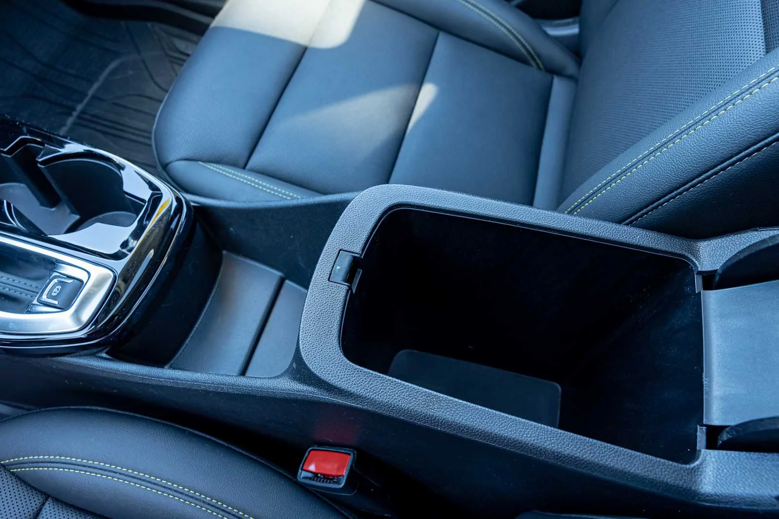 Used 2024 Sterling Gray Metallic Chevrolet ACTIV image 21