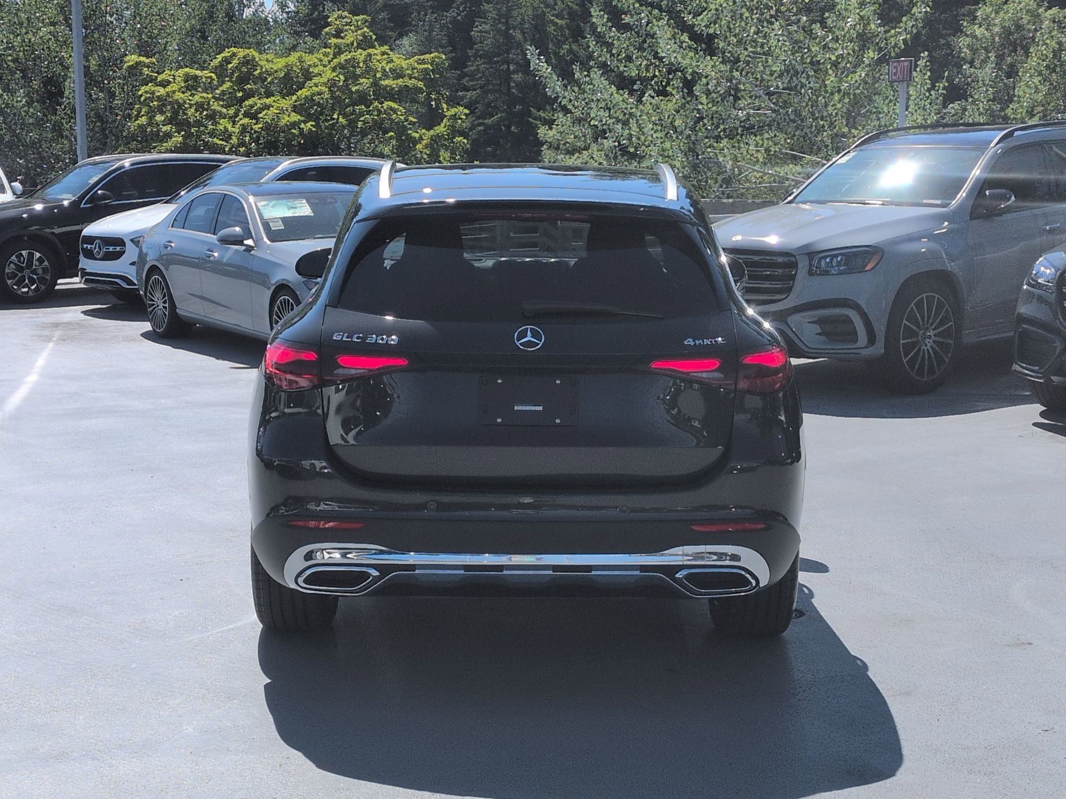 New 2026 Graphite Grey Metallic Mercedes-Benz GLC 300 image 41