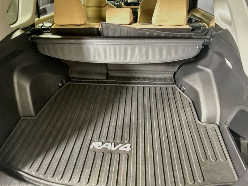 Used 2022 Midnight Black Metallic Toyota Hybrid LE image 23