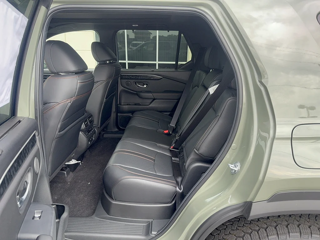 New 2026 Ash Green Metallic Honda TrailSport Elite Blackout image 11