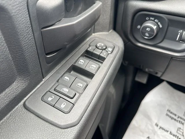 2025 RAM 2500 Tradesman - Photo 30
