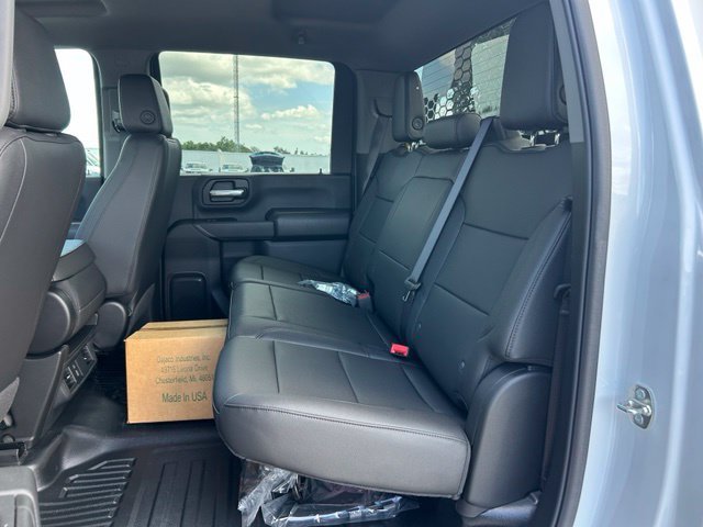 New 2026 Summit White Chevrolet Work Truck image 12