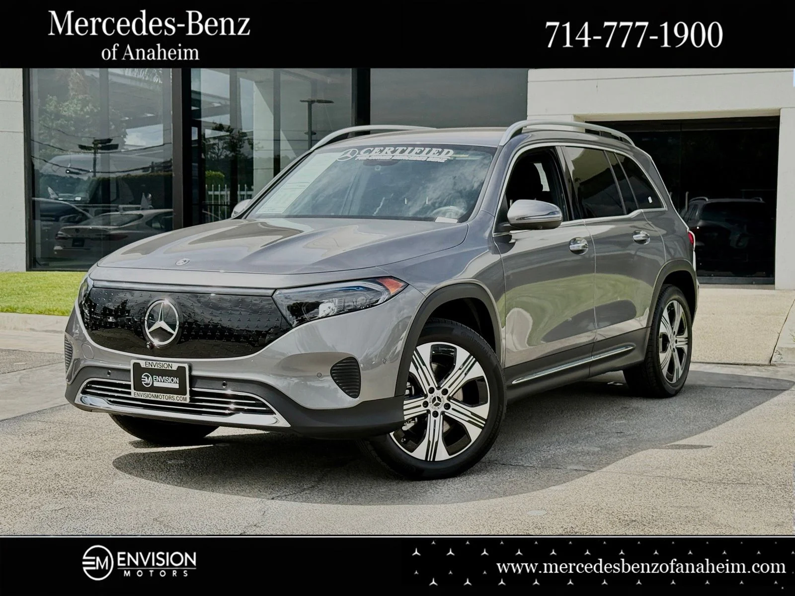 2025 Mercedes-Benz EQB EQB 300 4MATIC's photo