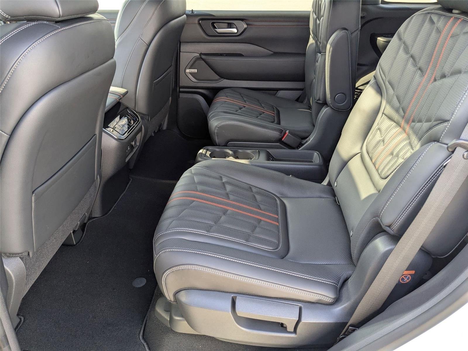 New 2026 Aspen White TriCoat Nissan PRO-4X® image 30