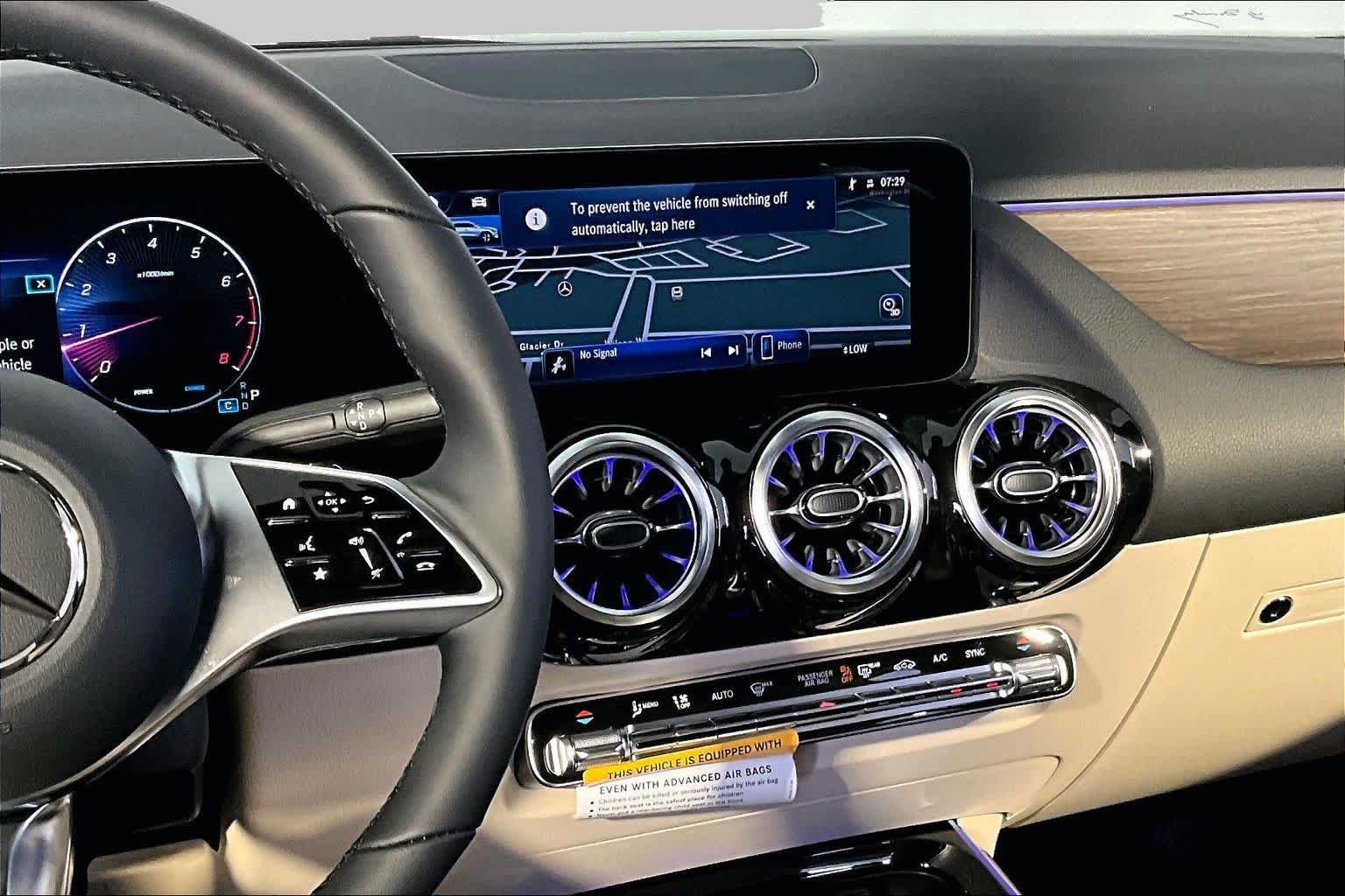 New 2026 Polar White Mercedes-Benz GLA 250 image 8