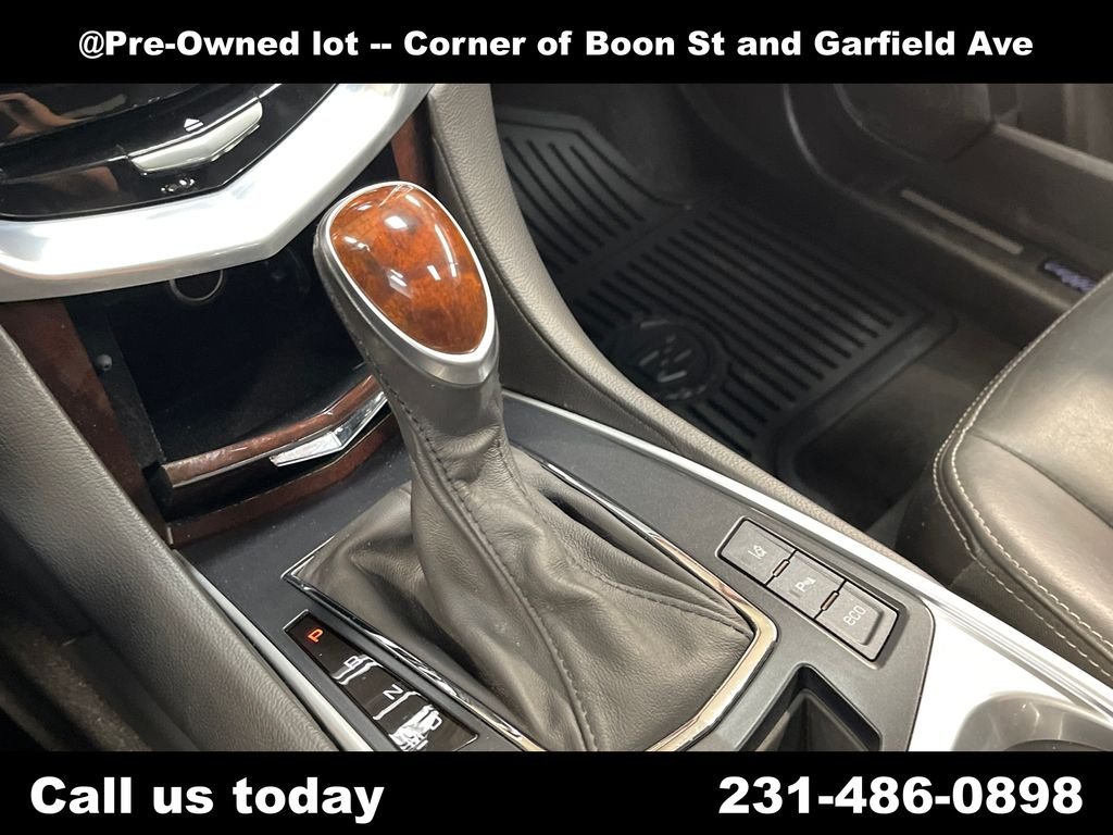 Used 2013 Silver Cadillac Luxury image 26