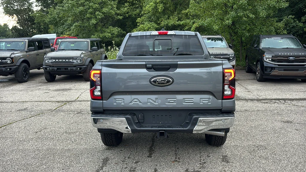 New 2026 Gray Ford Lariat image 29