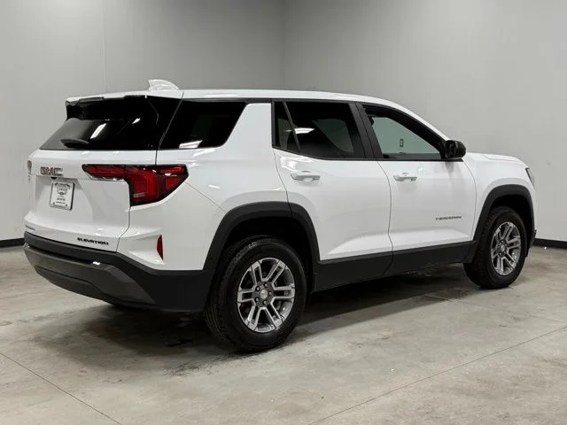 Used 2026 White GMC Elevation image 10