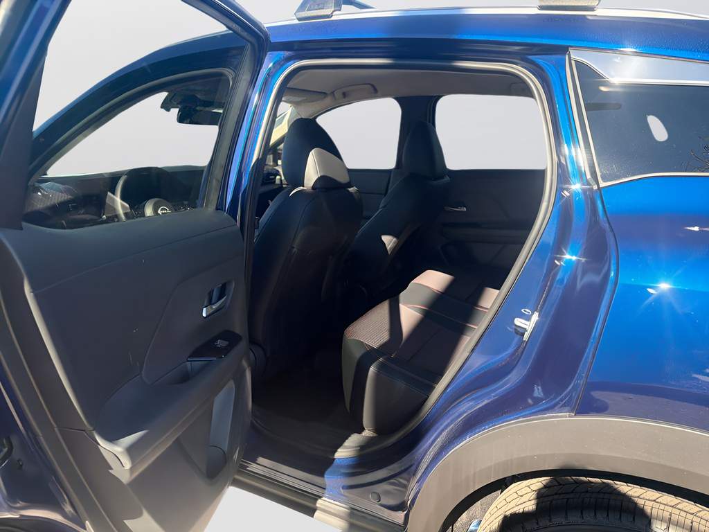 2026 Nissan KICKS SR - Photo 17
