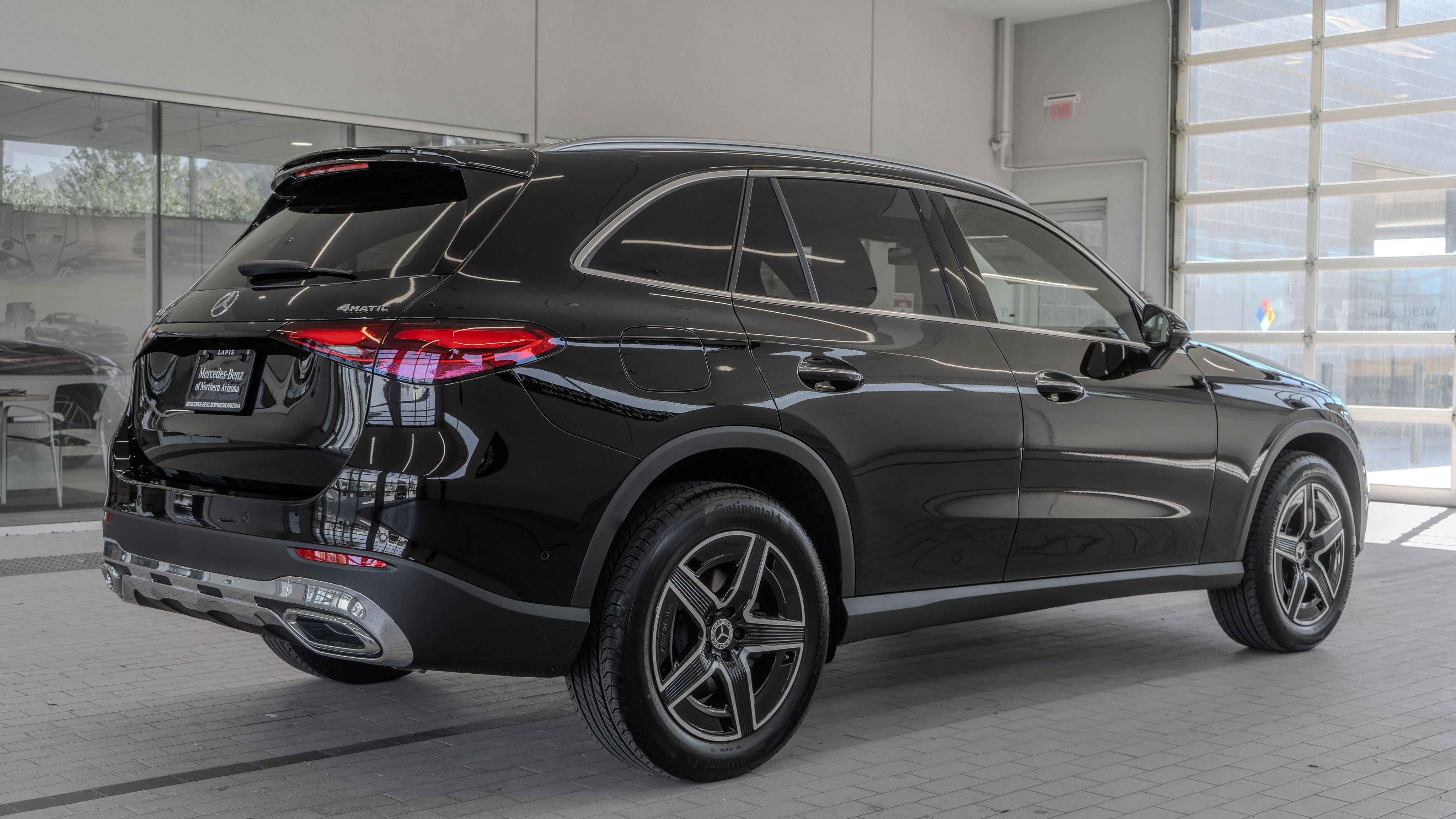New 2026 Black Mercedes-Benz GLC 300 image 29