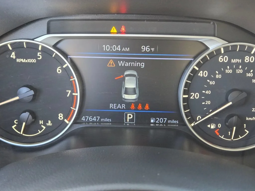 Used 2023 Gun Metallic Nissan 2.5 SV image 23