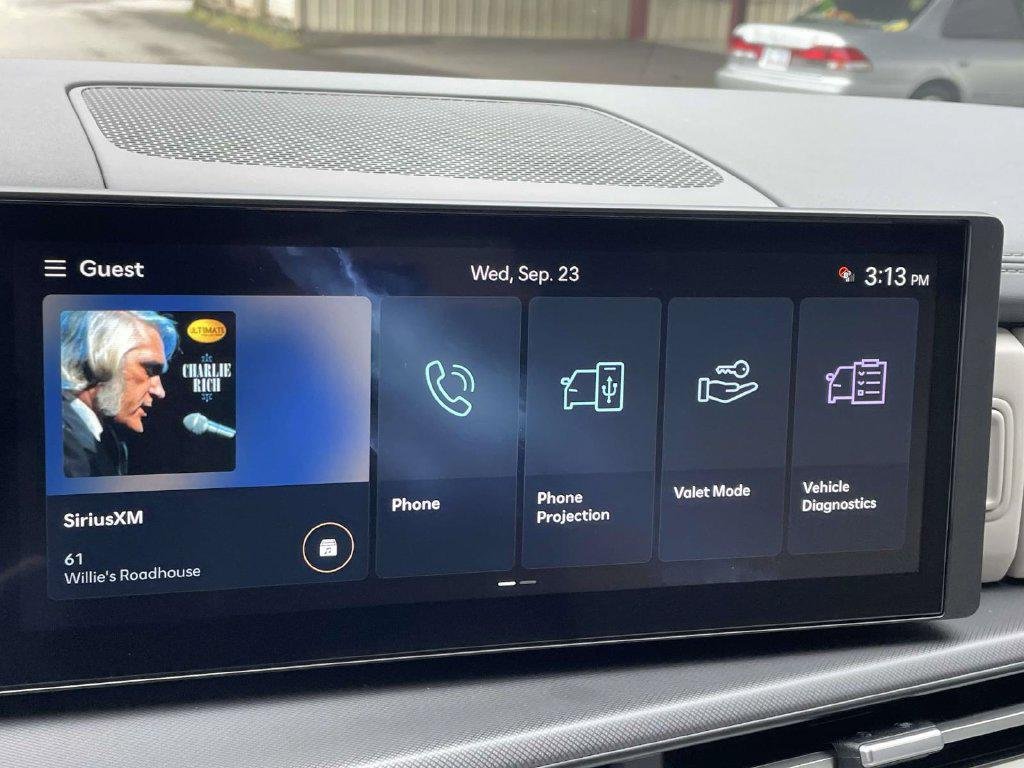 New 2027 Gray Hyundai SE FWD image 26
