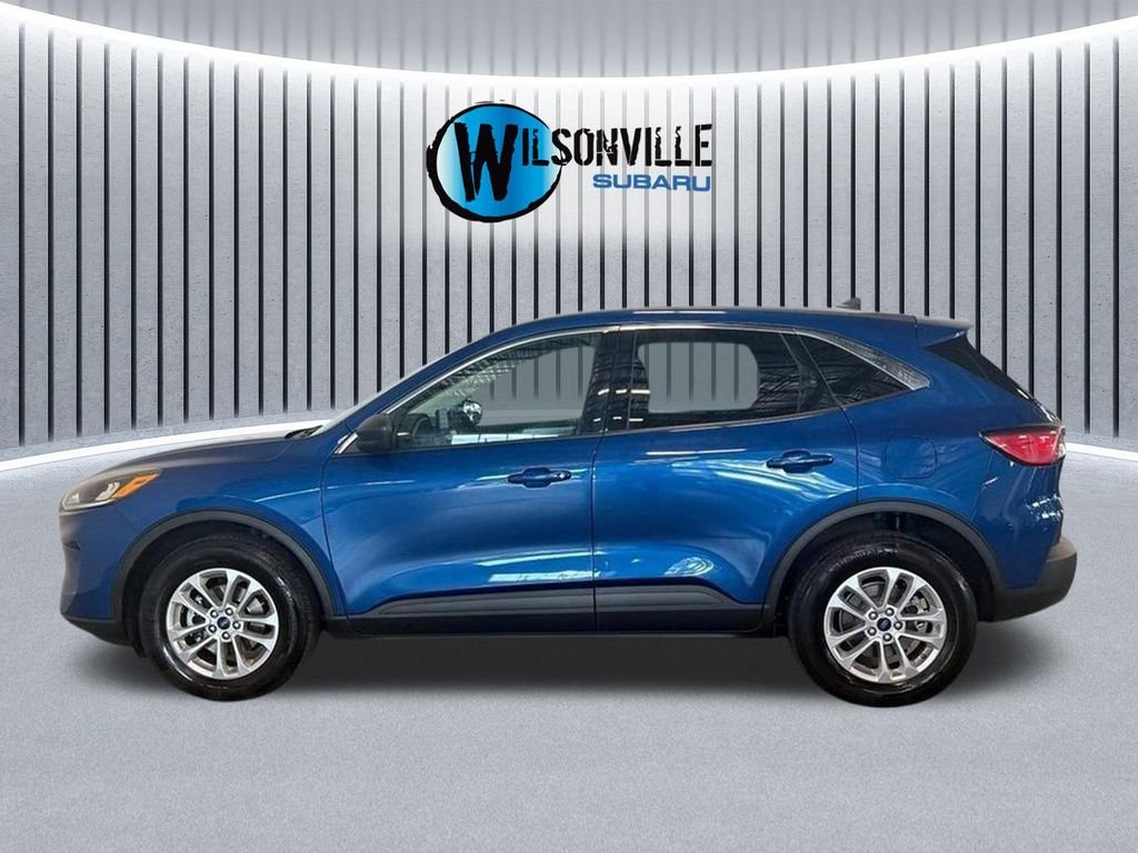 Used 2022 Blue Ford SE image 16