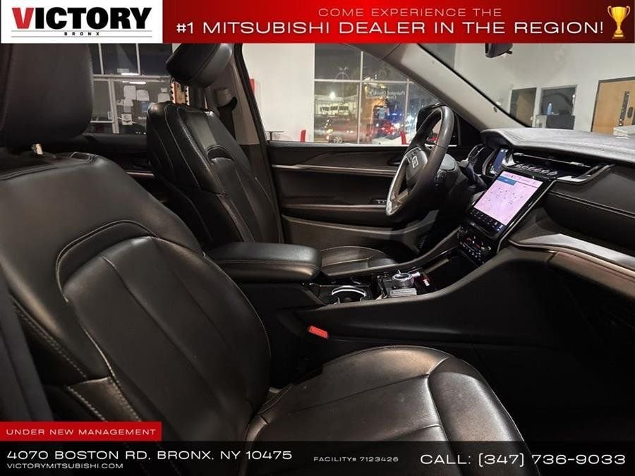 Used 2023 Black Jeep Limited image 19