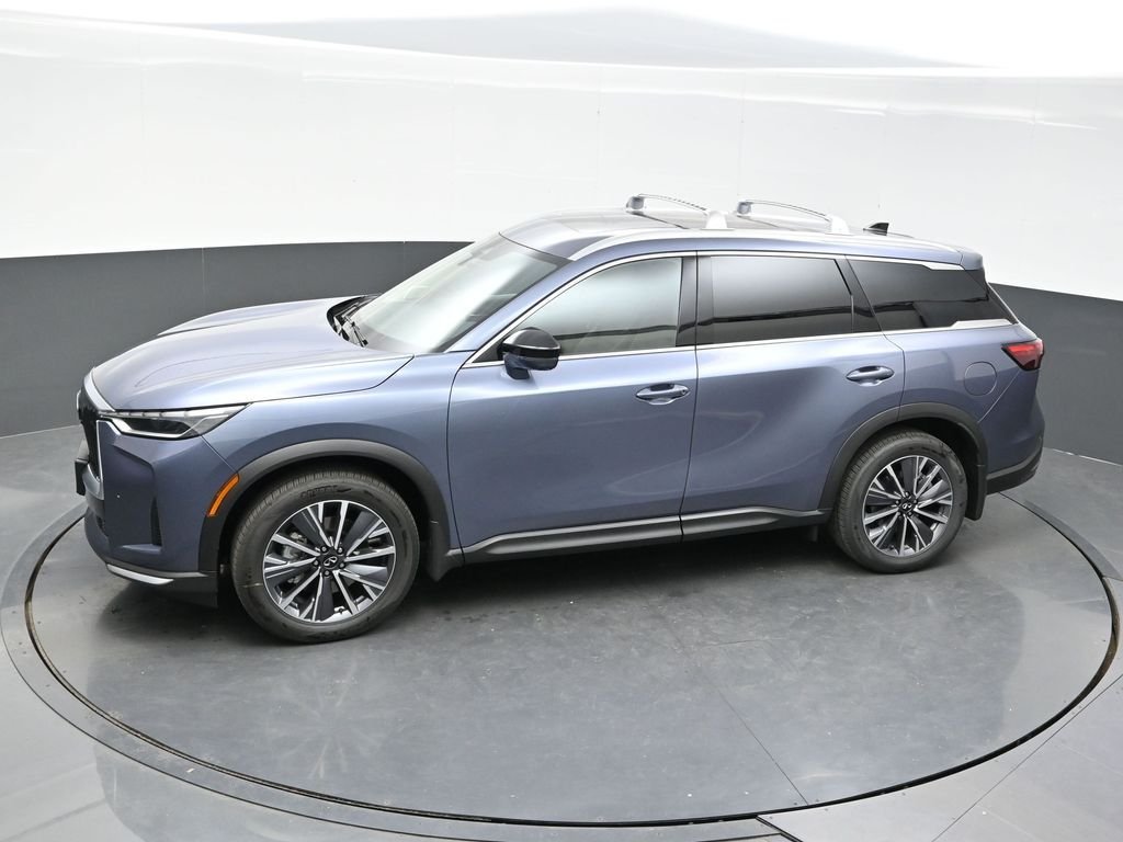 New 2027 MOONBOW BLUE INFINITI Luxe AWD image 36