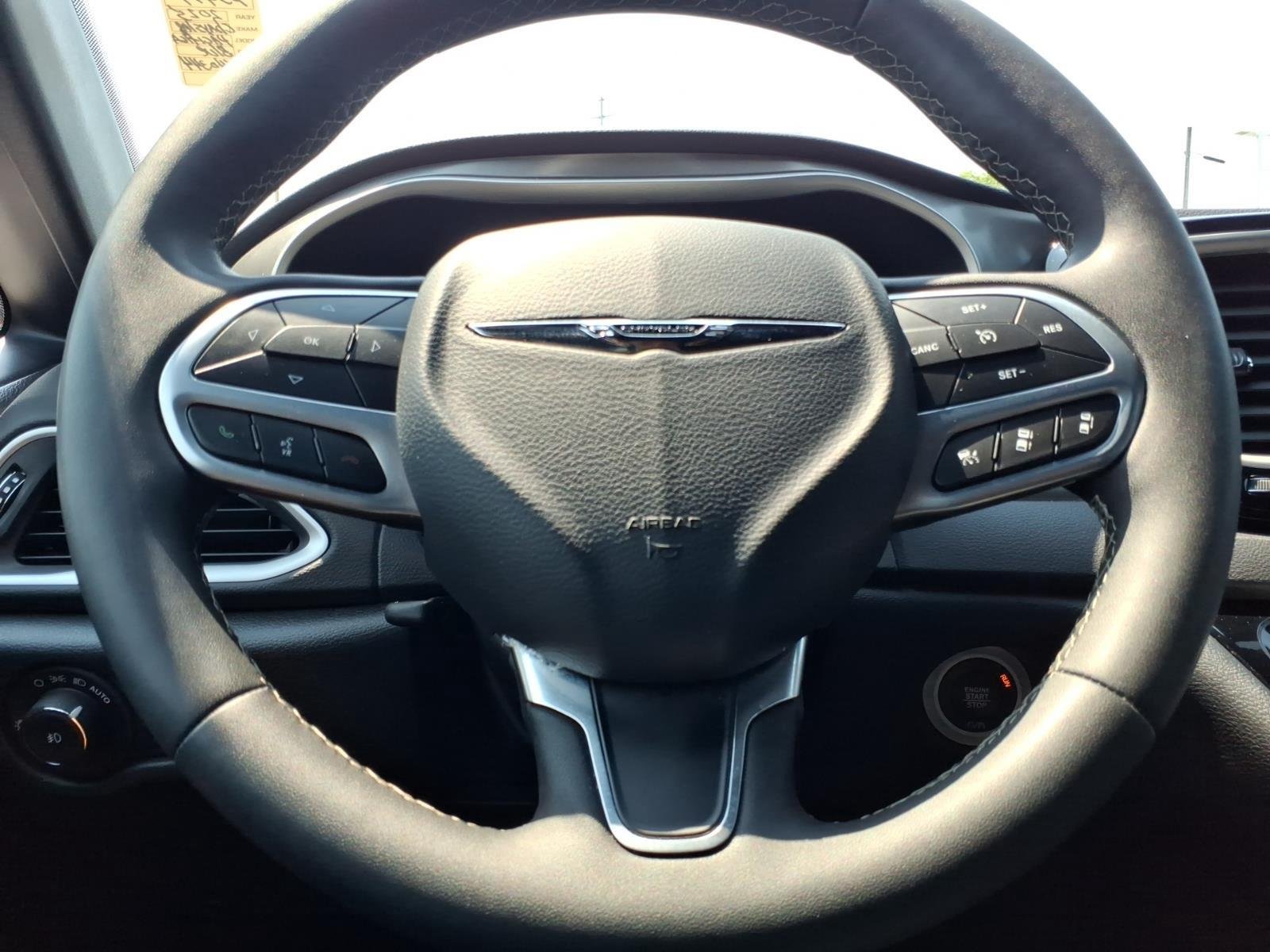 Used 2025 Fathom Blue Pearlcoat Chrysler Select image 24