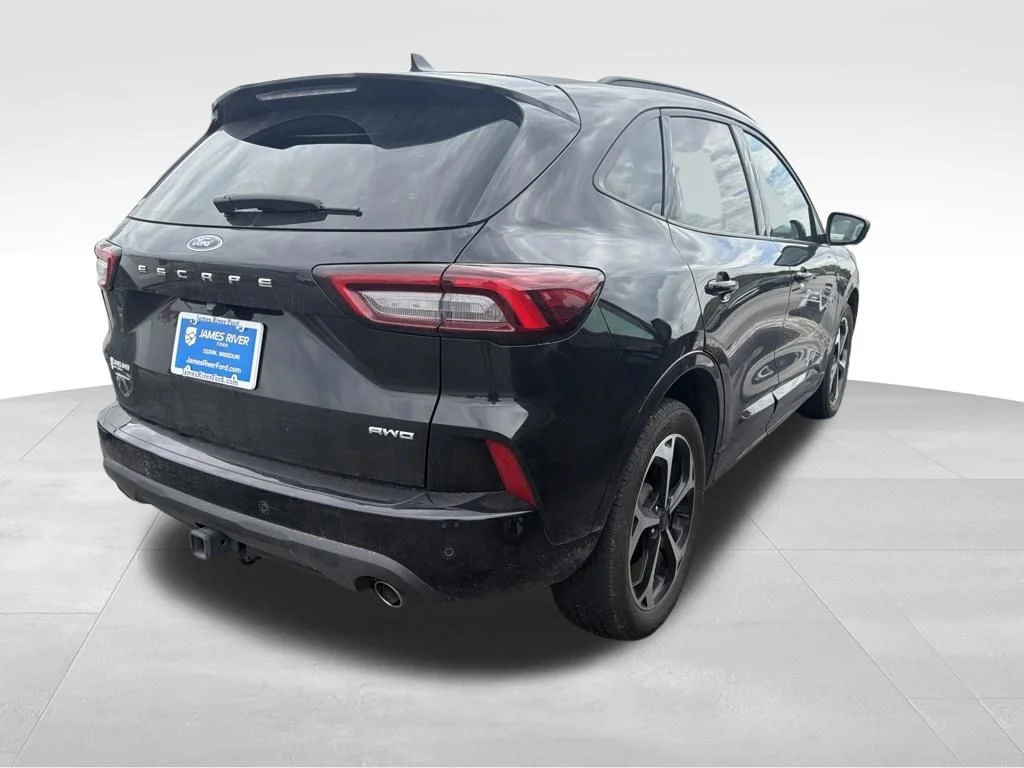 Used 2023 Black Metallic Ford ST-Line Select image 26