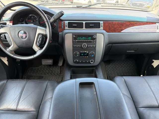 Used 2011 Black GMC SLT image 9