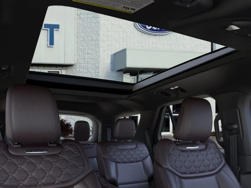 New 2026 Agate Black Metallic Ford Platinum™ image 22