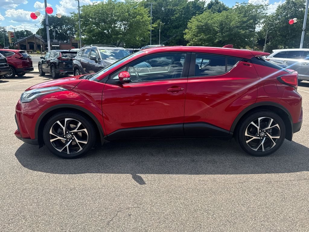 Used 2021 Red Toyota XLE image 4