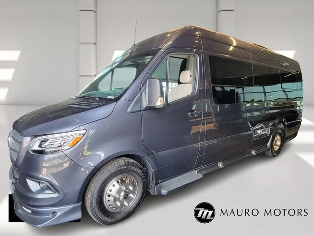 New 2021 Gray Mercedes-Benz Cargo 170 WB image 1
