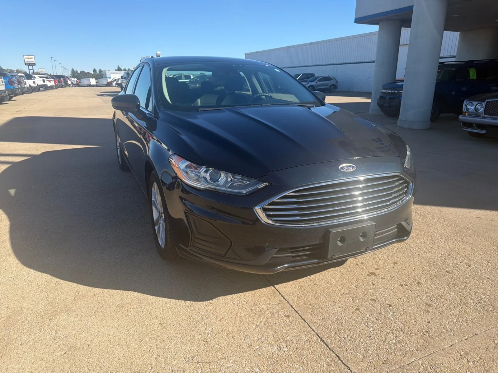Used 2020 Alto Blue Metallic Tinted Clearcoat Ford SE image 2
