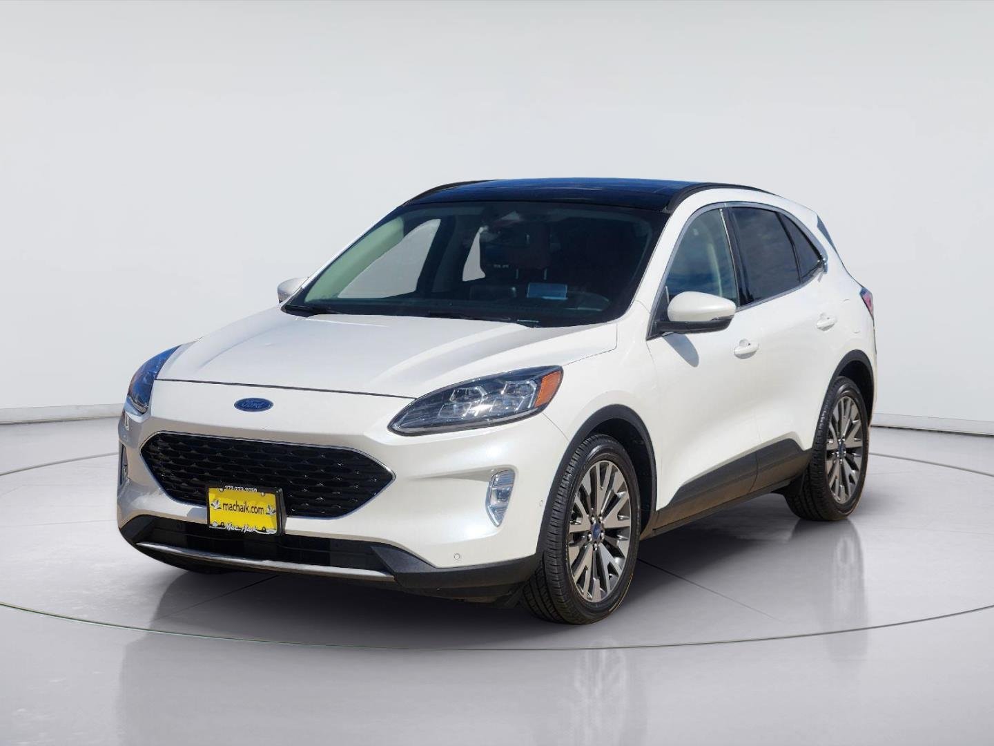 Used 2020 Star White Metallic Tri-Coat Ford Titanium image 3