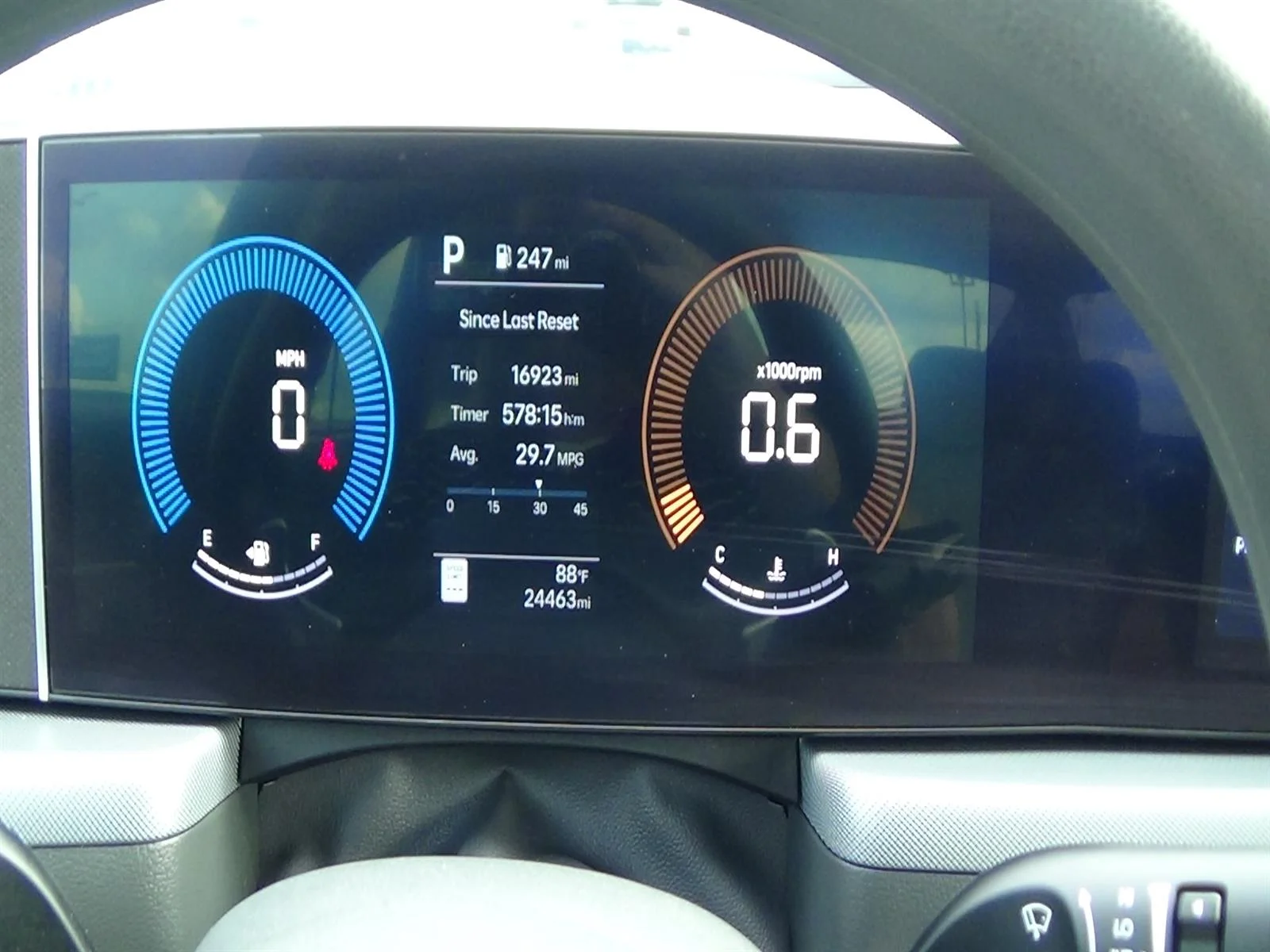 Used 2025 Portofino Gray Metallic (t2g) Hyundai SEL image 21