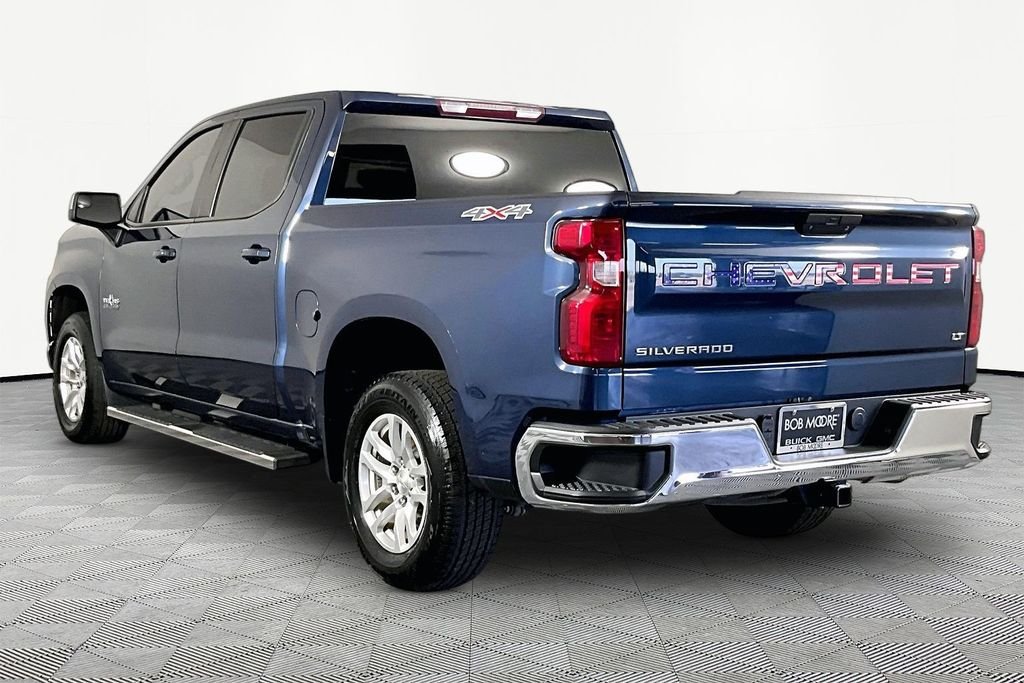 Used 2022 Blue Chevrolet LT image 4