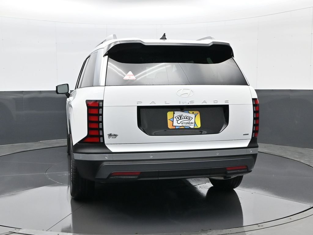 Used 2026 White Hyundai SEL Premium image 4