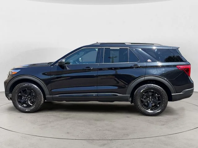 Used 2022  Ford Timberline image 2