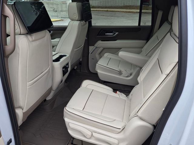 2026 GMC Yukon XL Denali - Photo 6