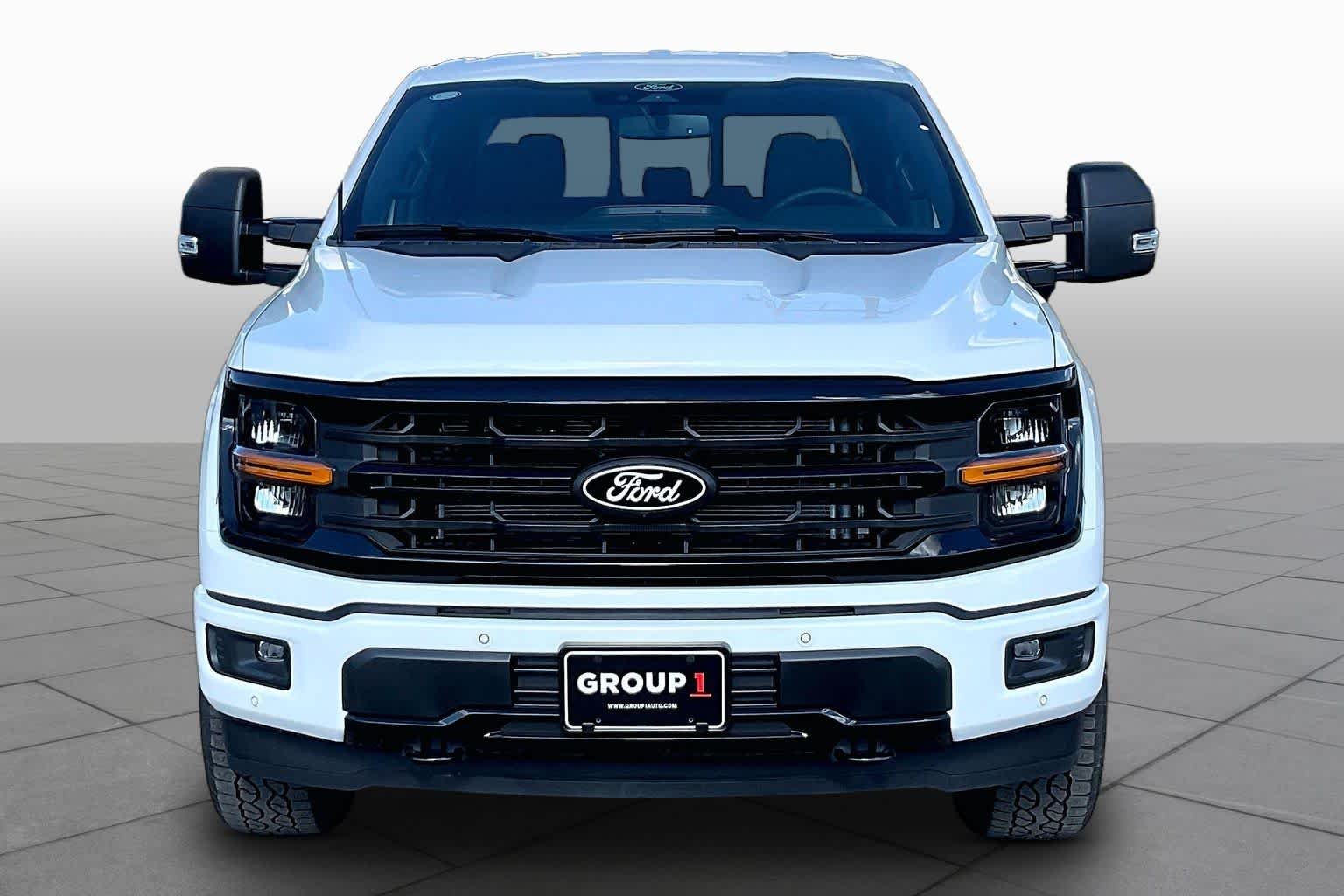 New 2026 Oxford White Ford XLT image 3