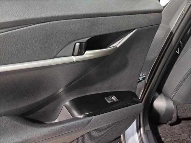 Certified Used 2025 PRECIOUS METAL Toyota  image 34