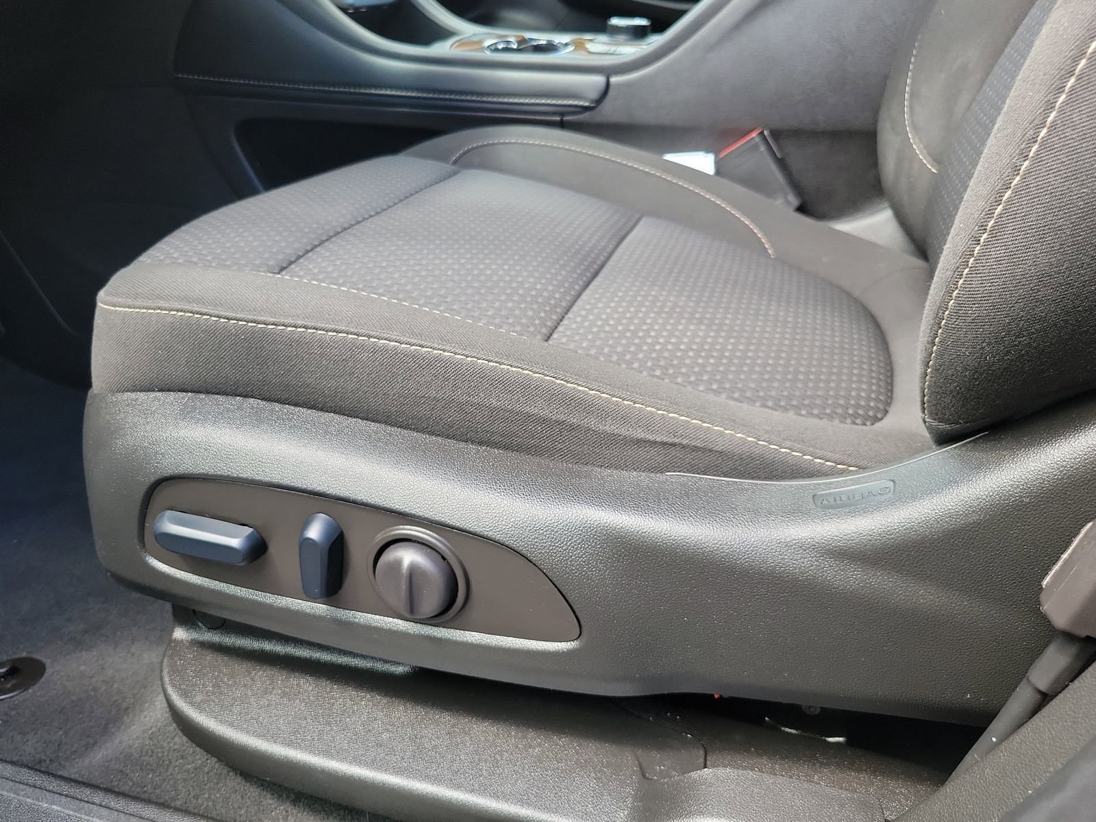 Used 2023 Black GMC SLE image 12