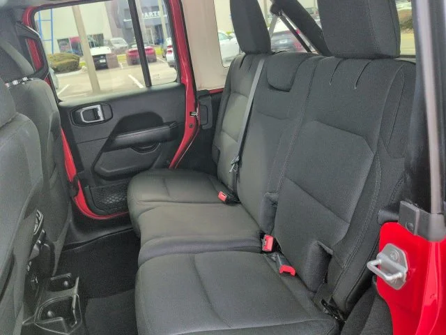 Certified Used 2020 Firecracker Red Clearcoat Jeep Unlimited Sahara image 14