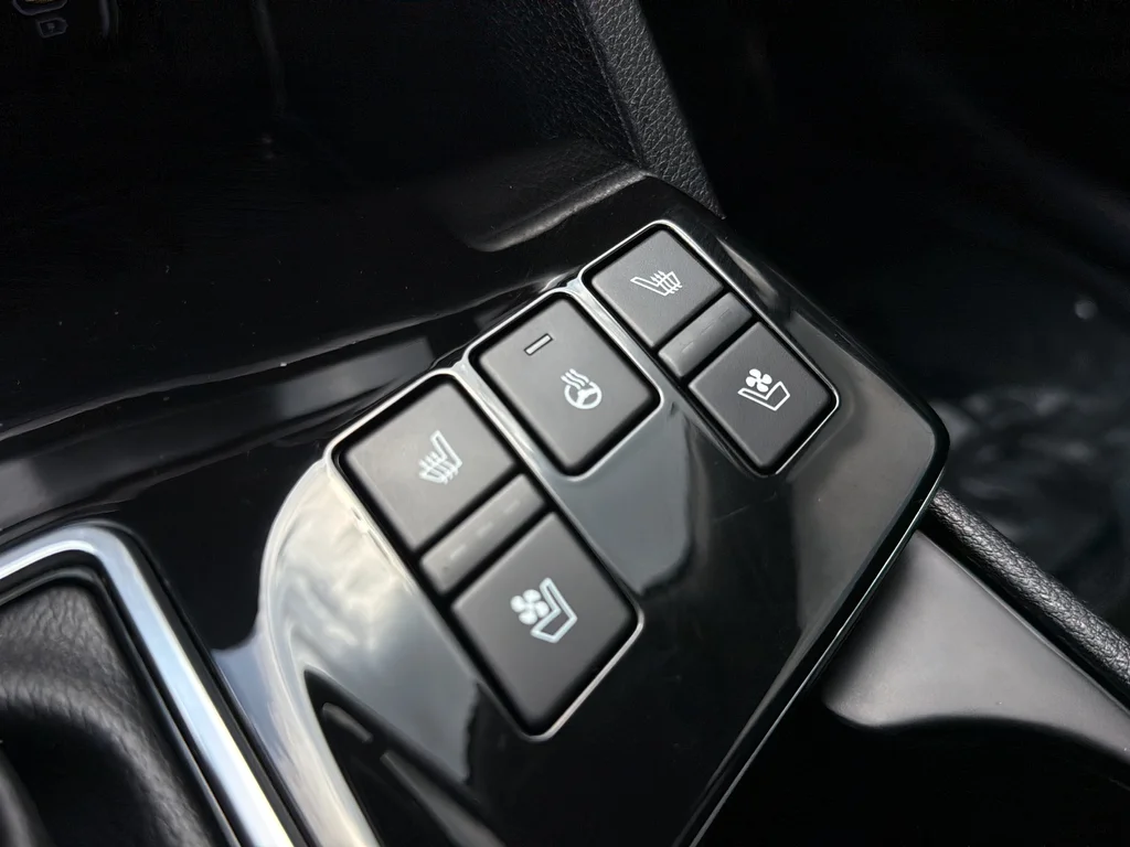 Certified Used 2023 Sapphire Blue Kia SX-Prestige image 32