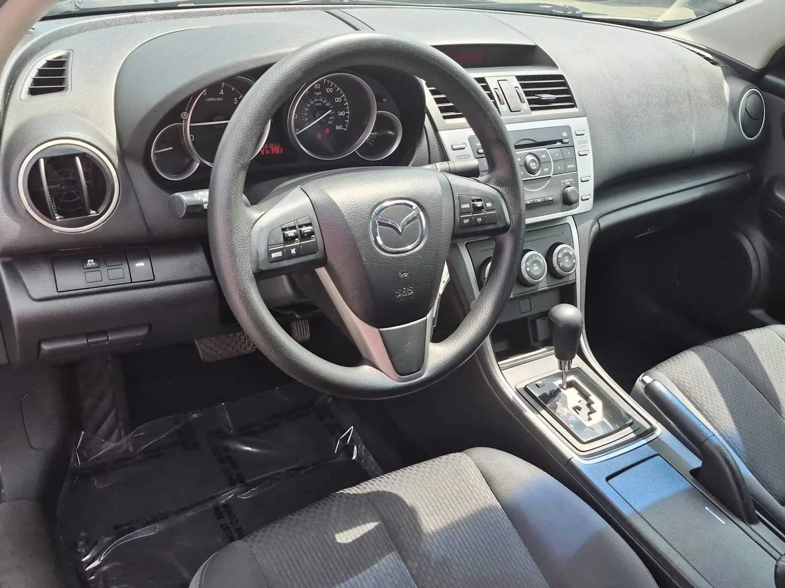 Used 2011 Ebony Black Mazda i Sport image 10