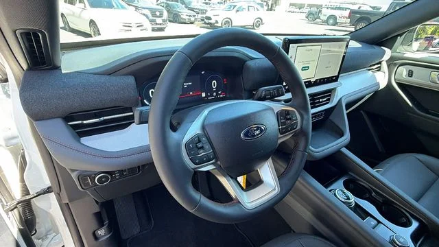 New 2027 White Ford 4DR 4WD ACTIVE image 31