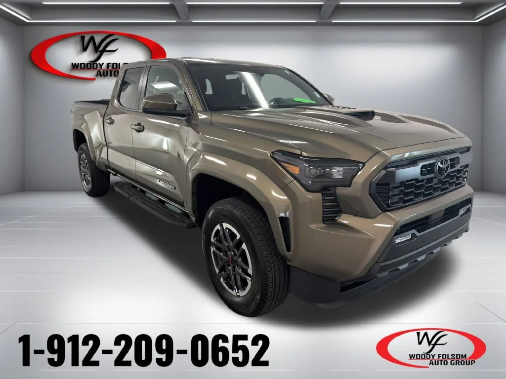 Used 2026 Bronze Oxide Toyota SR5 image 1