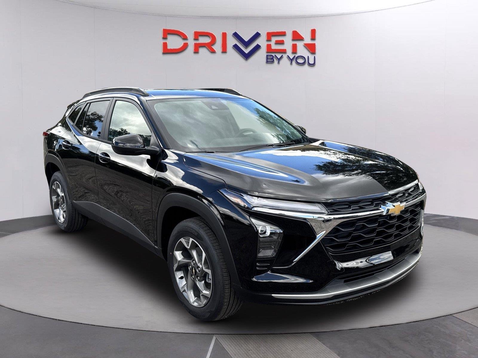New 2026 Mosaic Black Metallic Chevrolet LT image 2