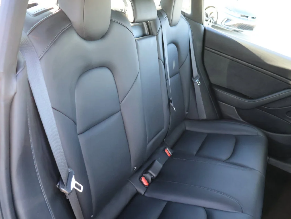 Used 2018  Tesla  image 30